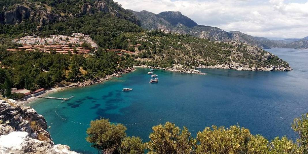 Tarih ve doğanın buluşma noktasına 30 dakikada ulaşın! Ege’de saklı koy: Keşfedilmeyi bekleyen güzellikler dolu 4